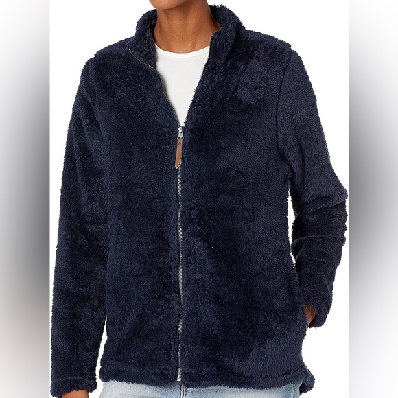 🦋 Closet Clear Out 🦋 Accepting all offers - FCFS! - Picture 4 of 4